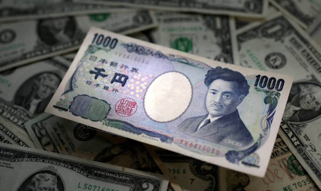 Japanese Yen Hits 38-Year Low: Why and How