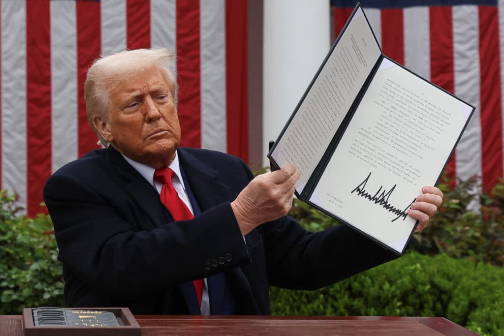 The New Trump’s Tariffs in 2025: Revolutionary Strategy or Risk of Trade War?