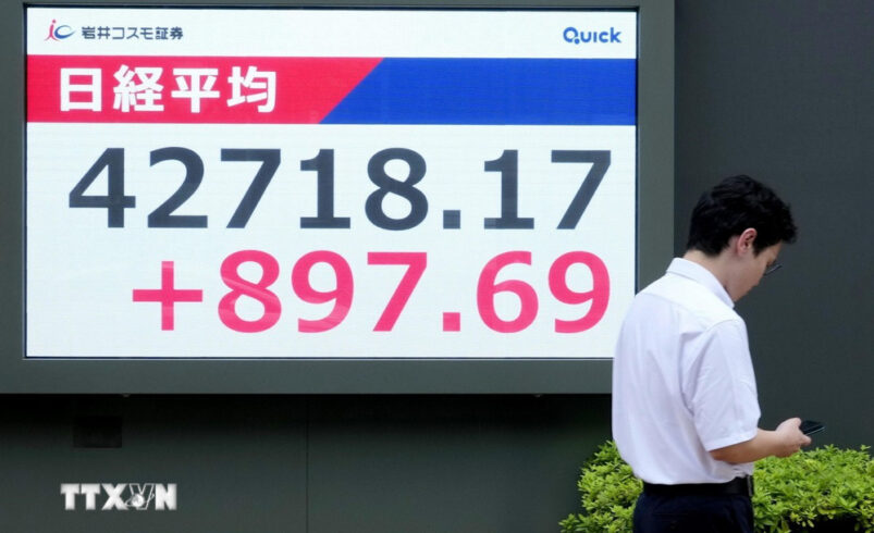 Nikkei 225 Aug 2025